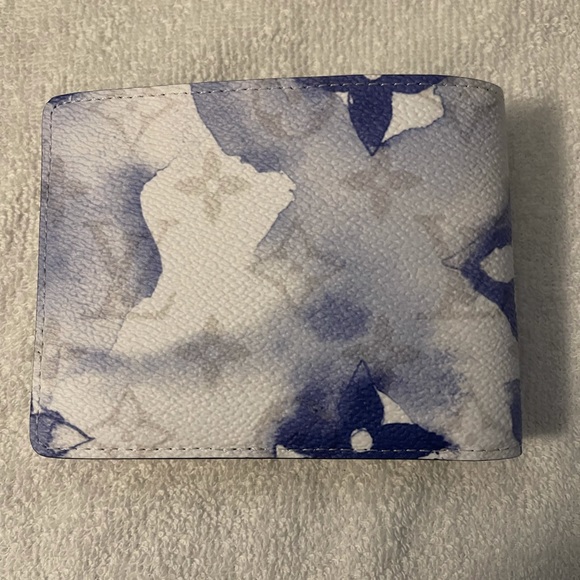 Watercolor Blue Monogram by Virgil Abloh - Picture 9 of 10